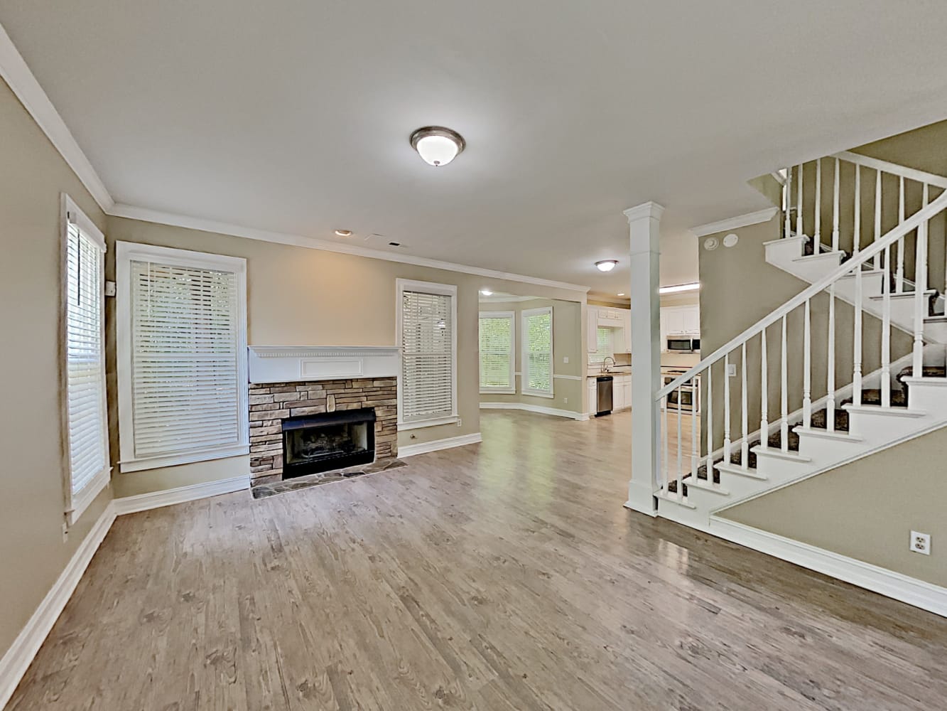 133 Planterra Way photo 4