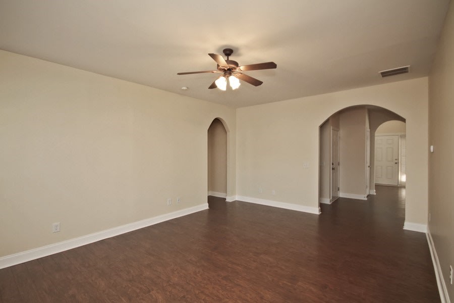 3177 Misty View Trl photo 2