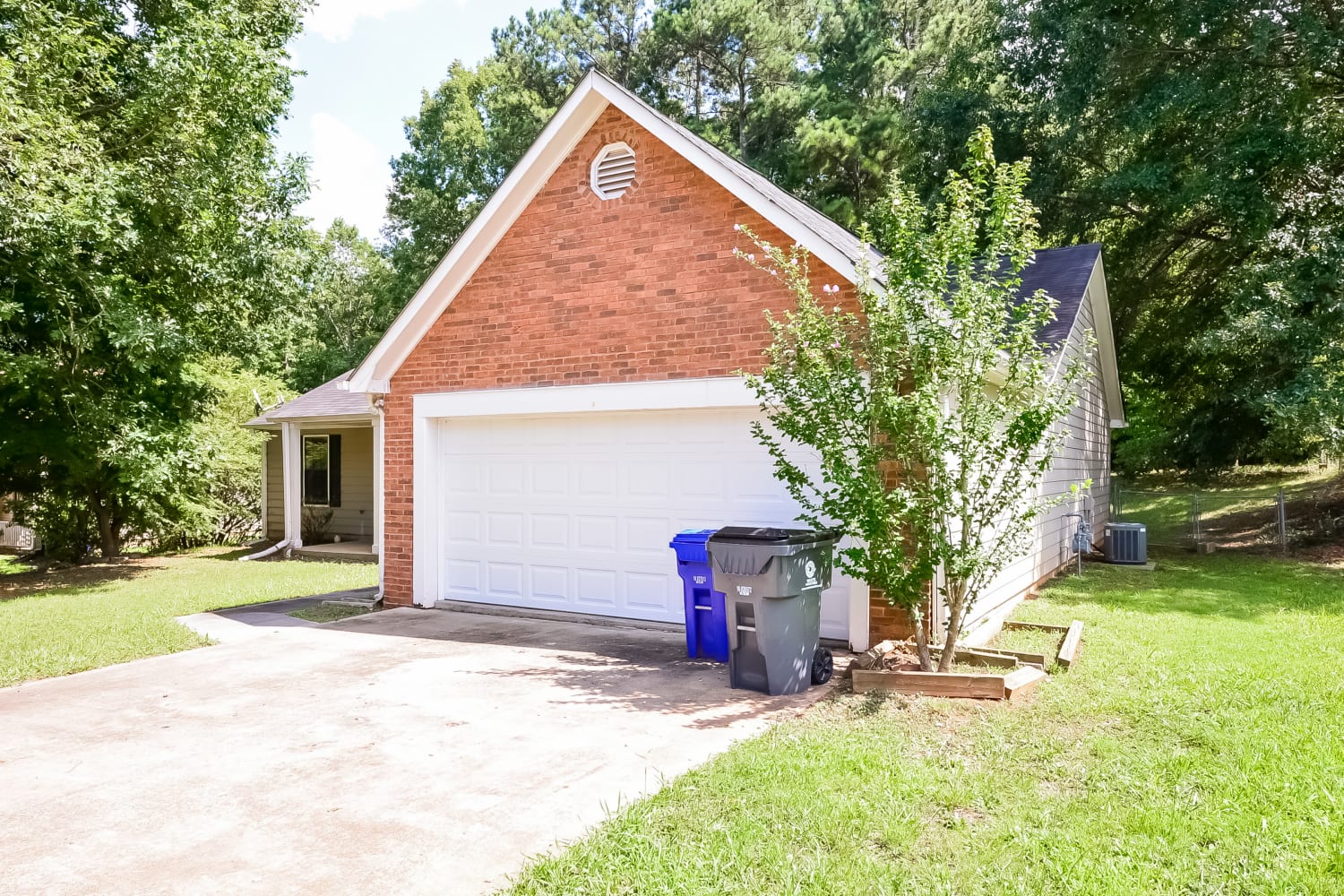 213 Northbridge Dr photo 2