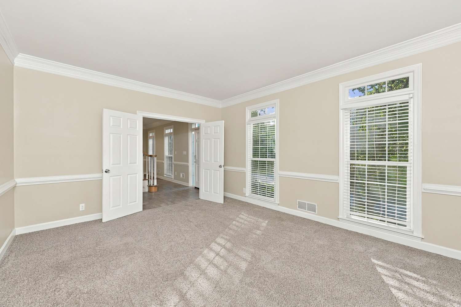 725 Redlion Run photo 5