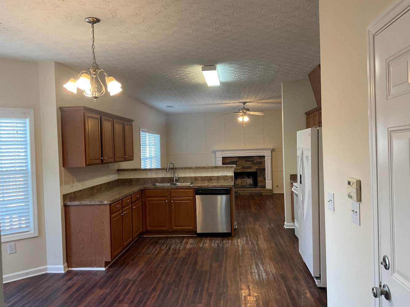 2665 Barkley Manor Dr photo 5