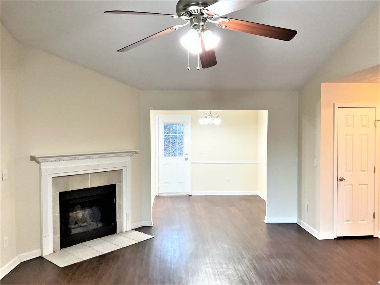 75 Valley Dr photo 3