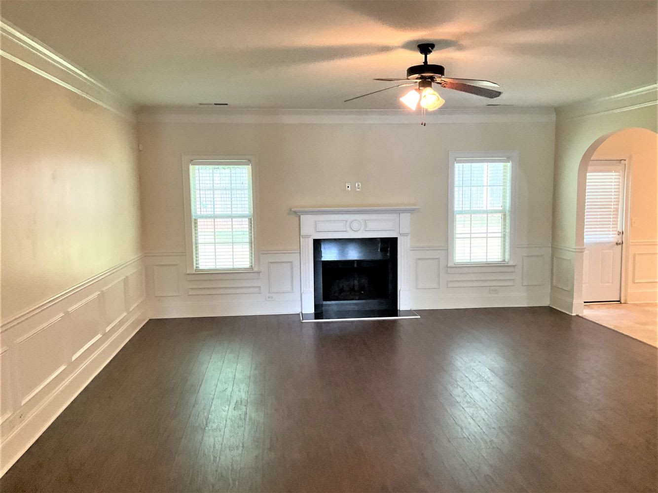 105 Dustin Dr photo 4