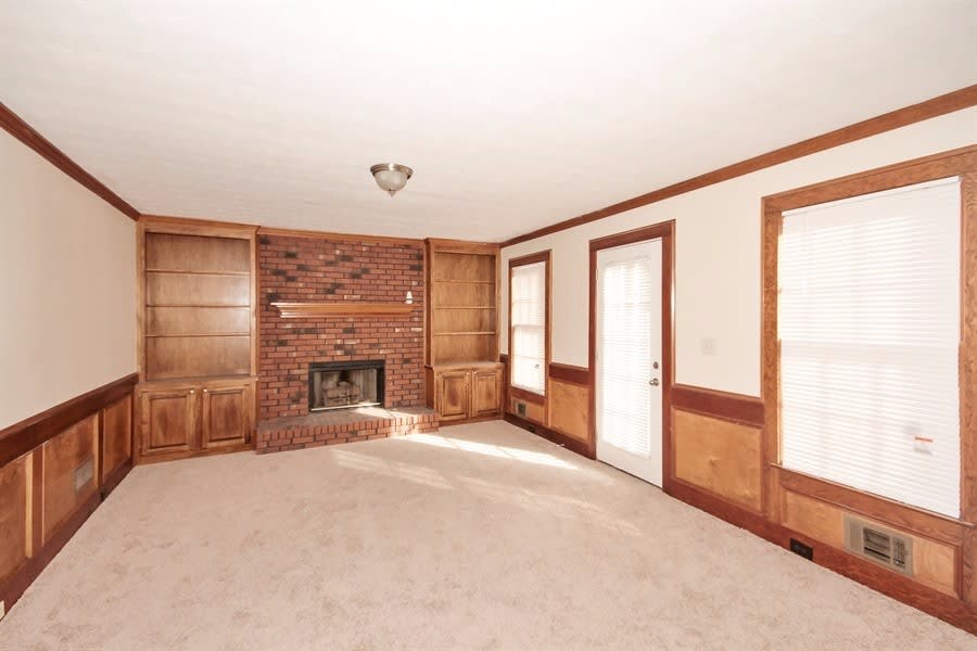 1480 Meadow Oak Dr photo 5