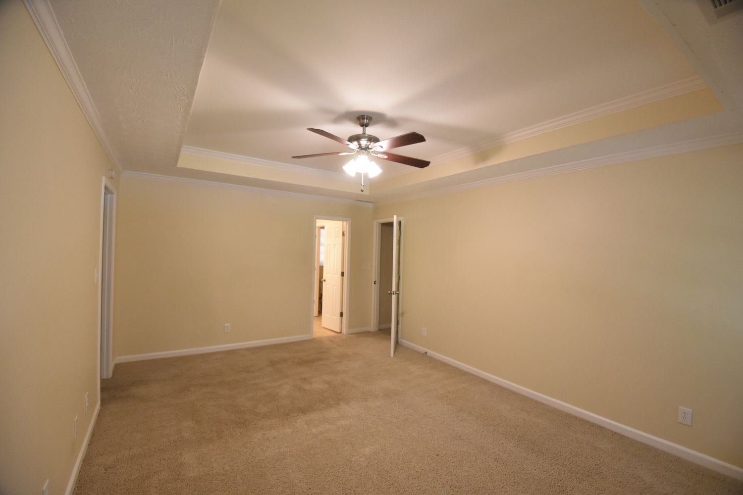 3625 Warwick Way photo 5