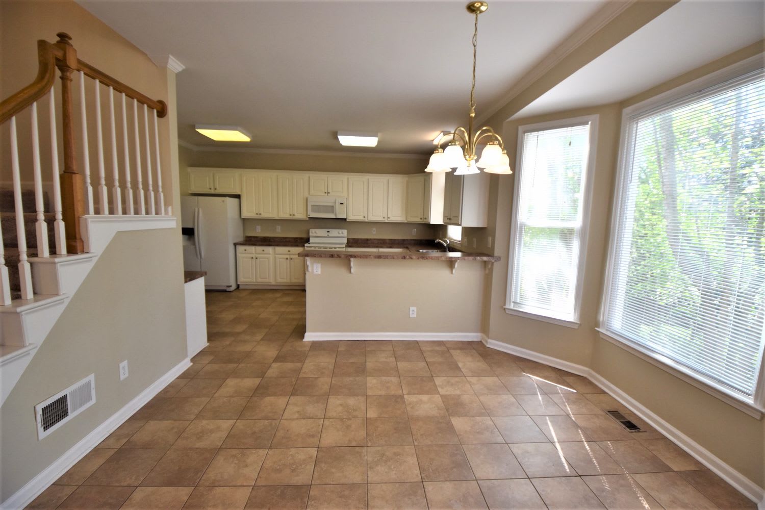 253 Sedgewick Trl photo 5