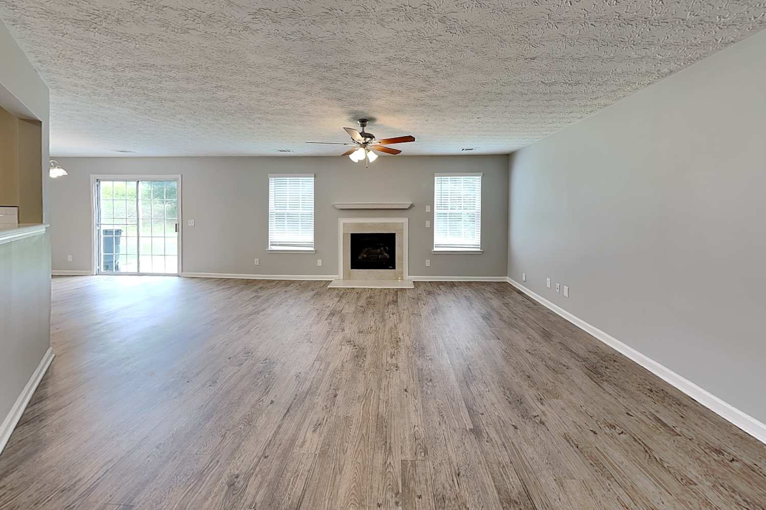 939 Bramble Way photo 4
