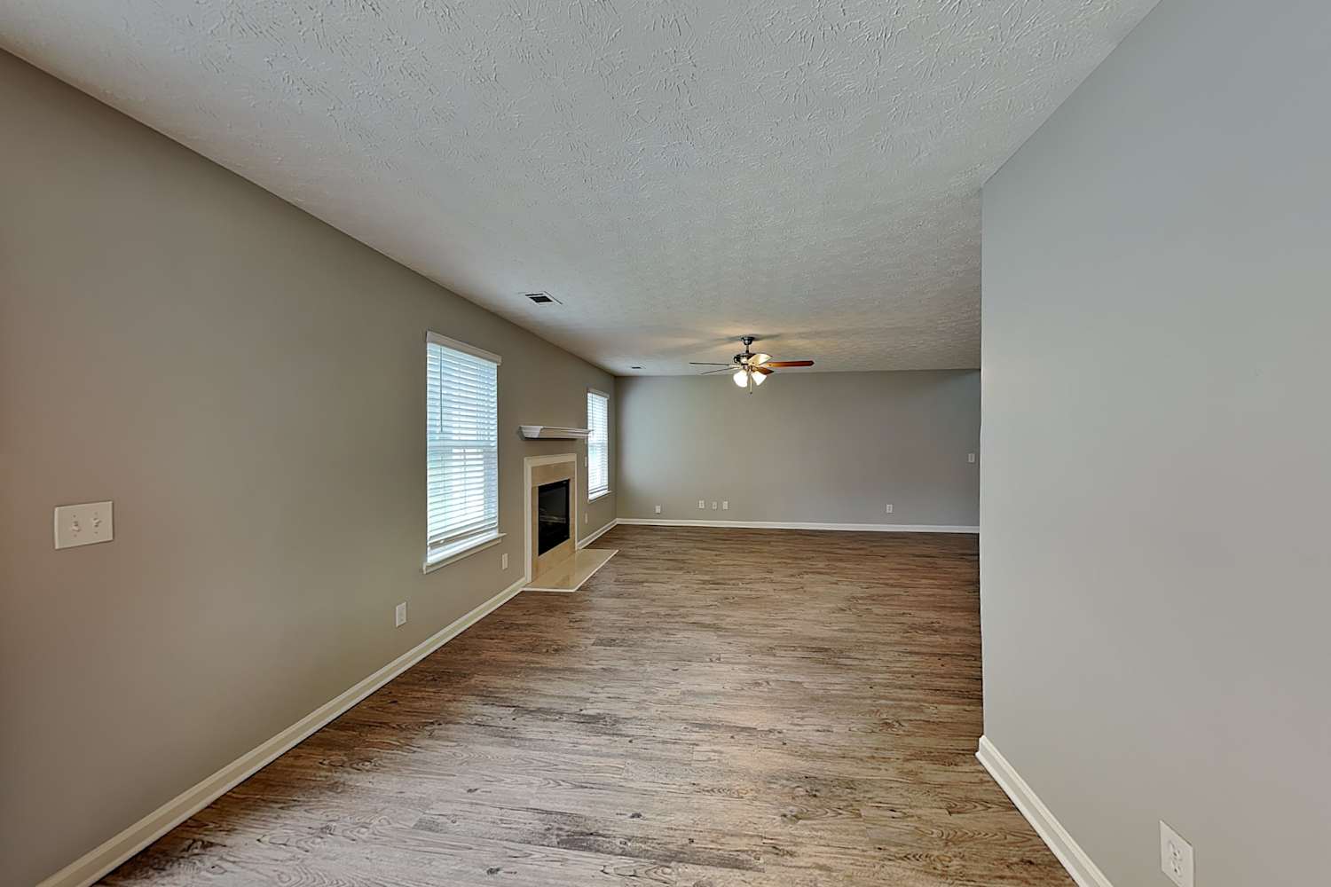 939 Bramble Way photo 5