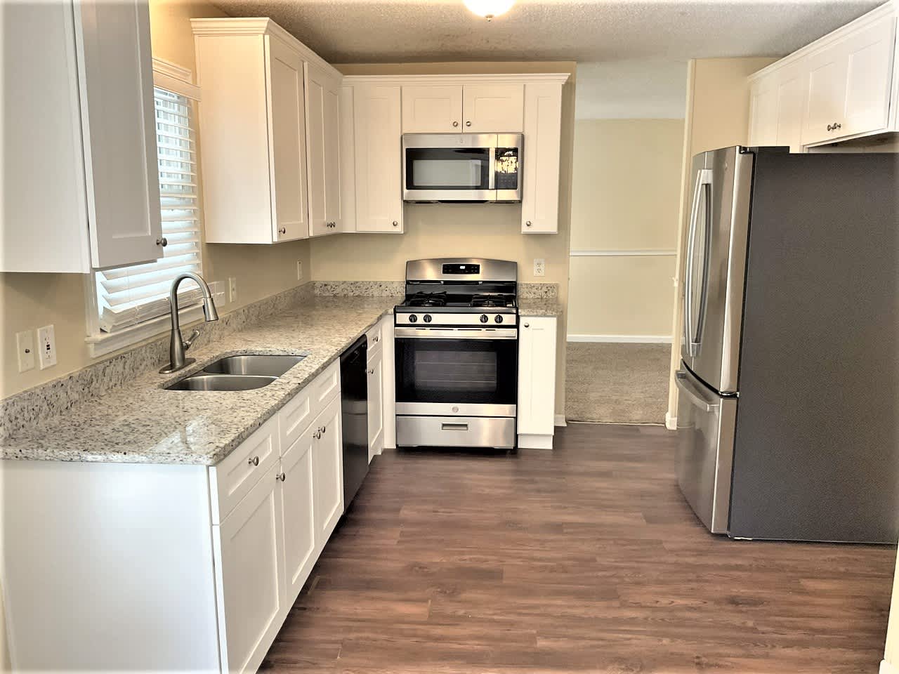 100 Pepperwood Dr photo 5