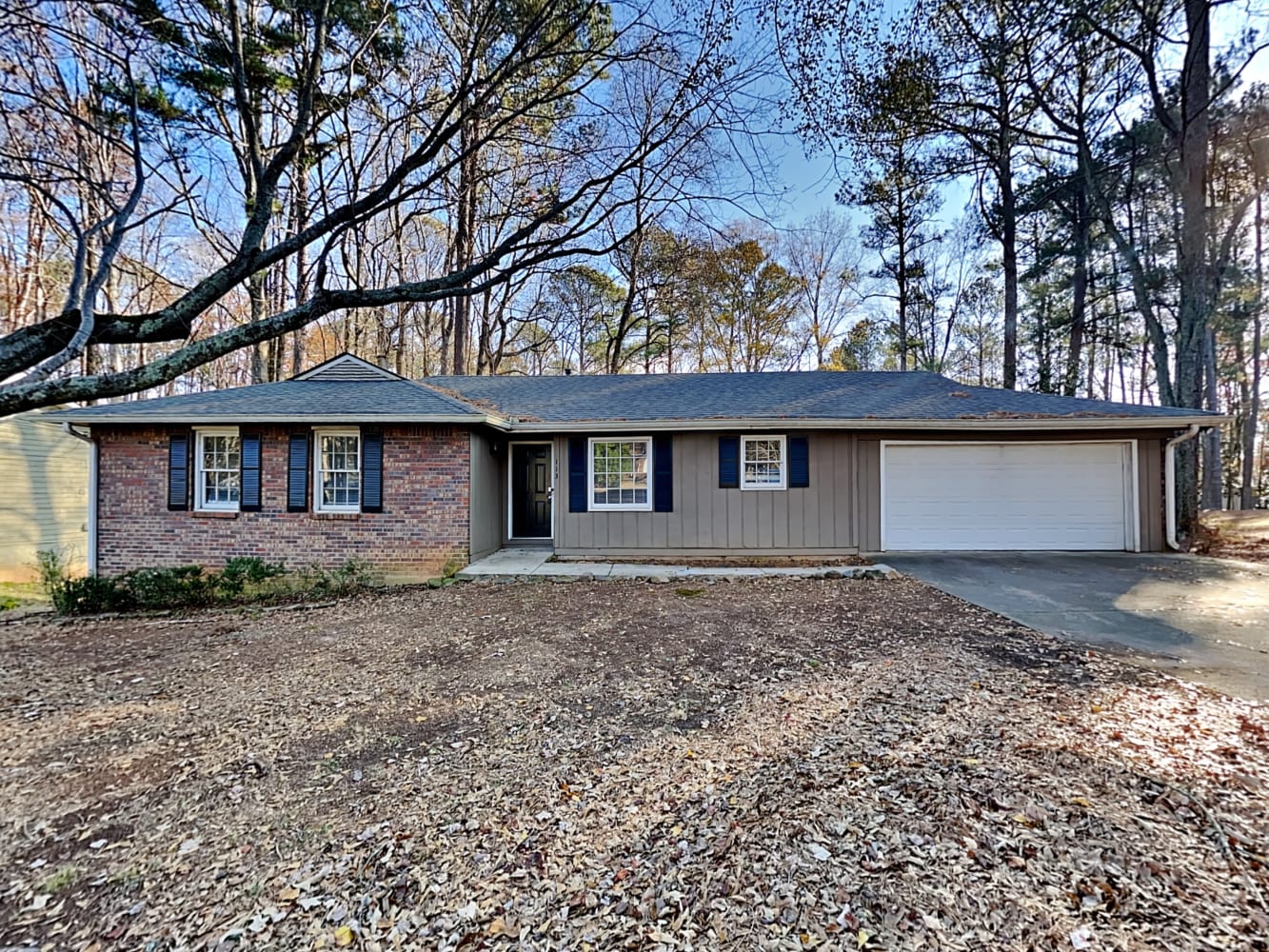 113 Fernbank Dr photo 2