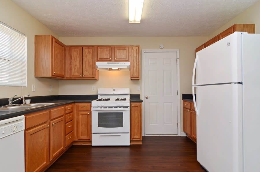 8119 Valley Ridge Dr photo 4