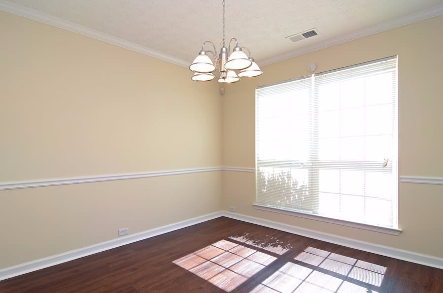 8119 Valley Ridge Dr photo 3