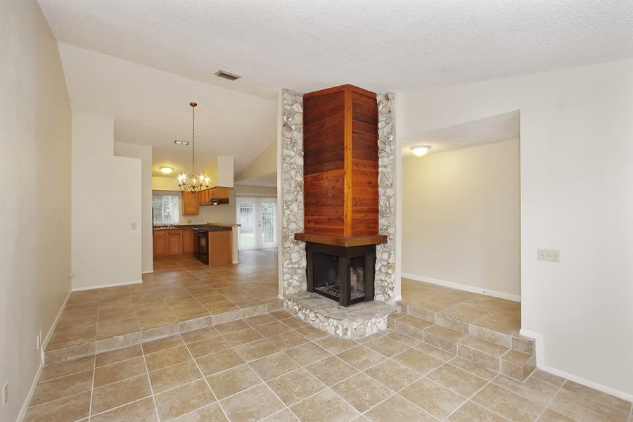 103 Winding Ridge Dr photo 5