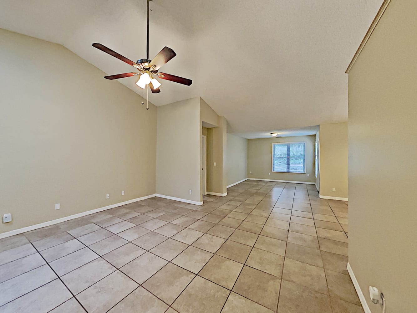 4040 Waterview Loop photo 4