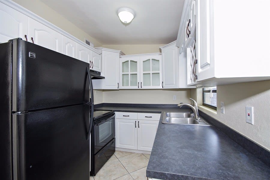 7034 Pender Way photo 4