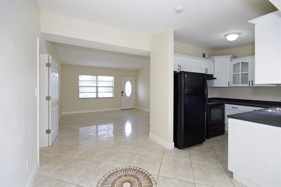 7034 Pender Way photo 3