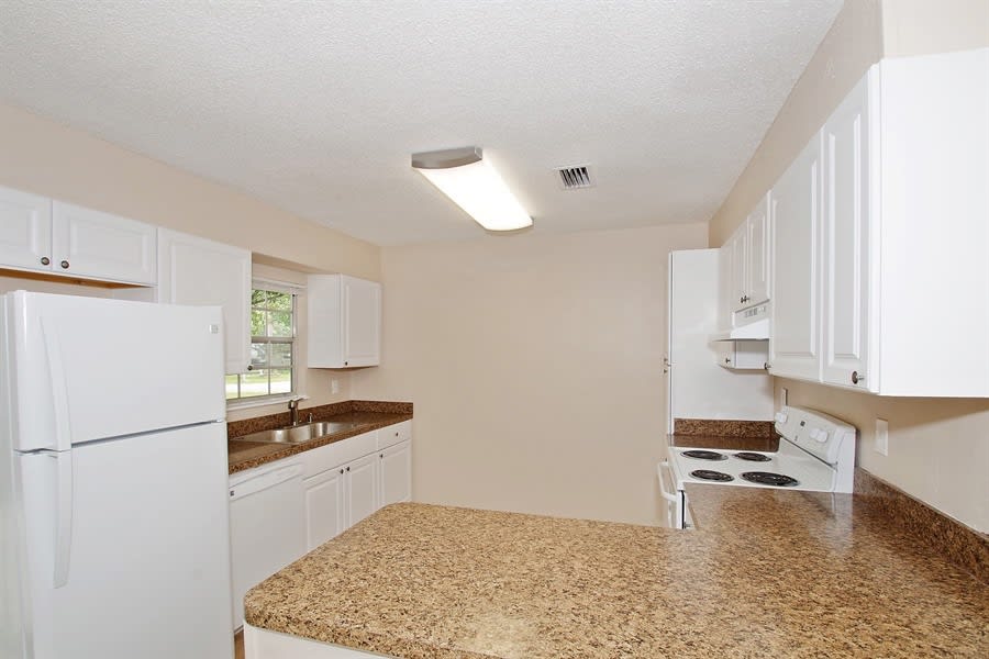 2 Juniper Ln photo 4