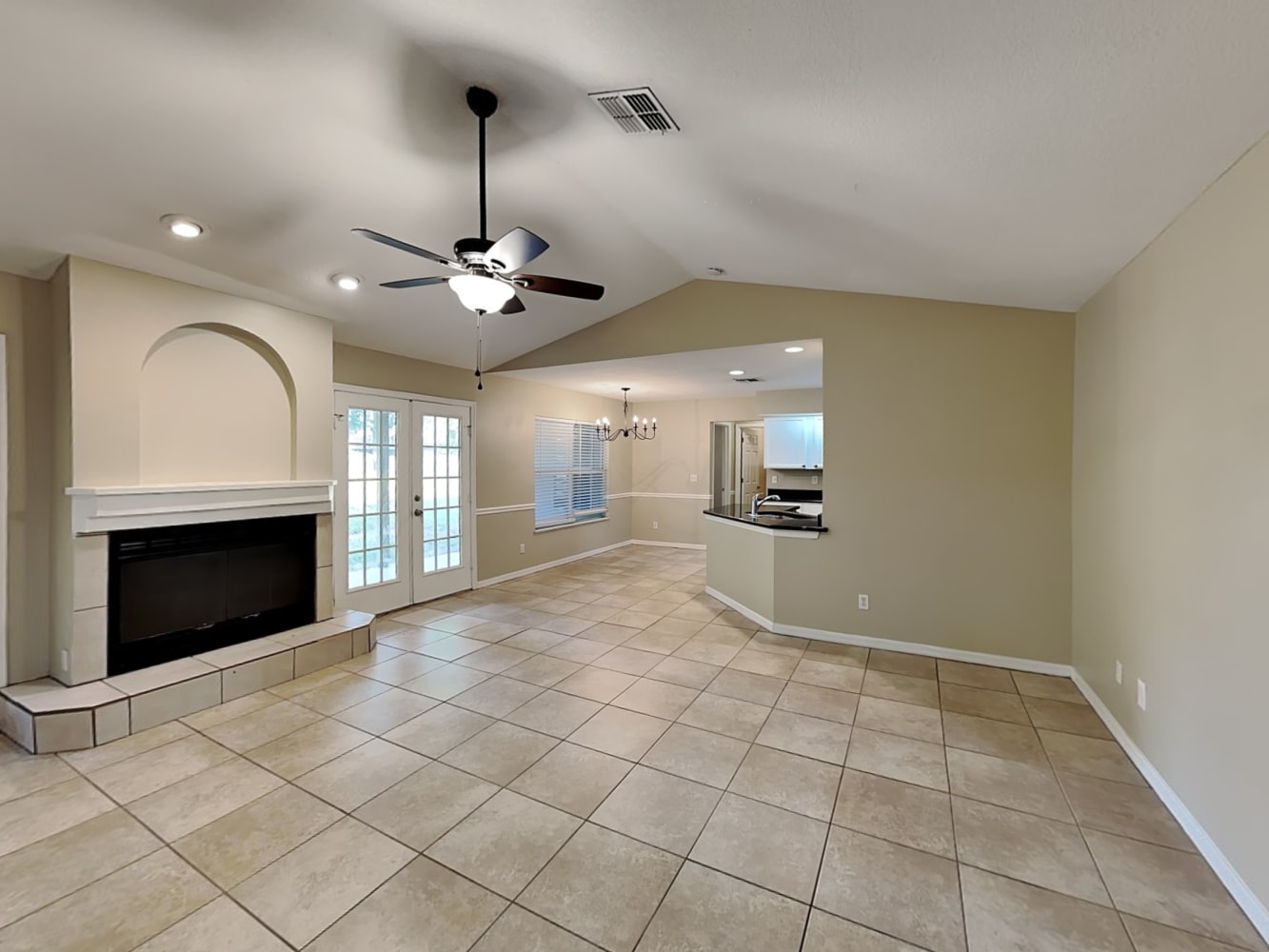 12224 Warren Rd photo 5