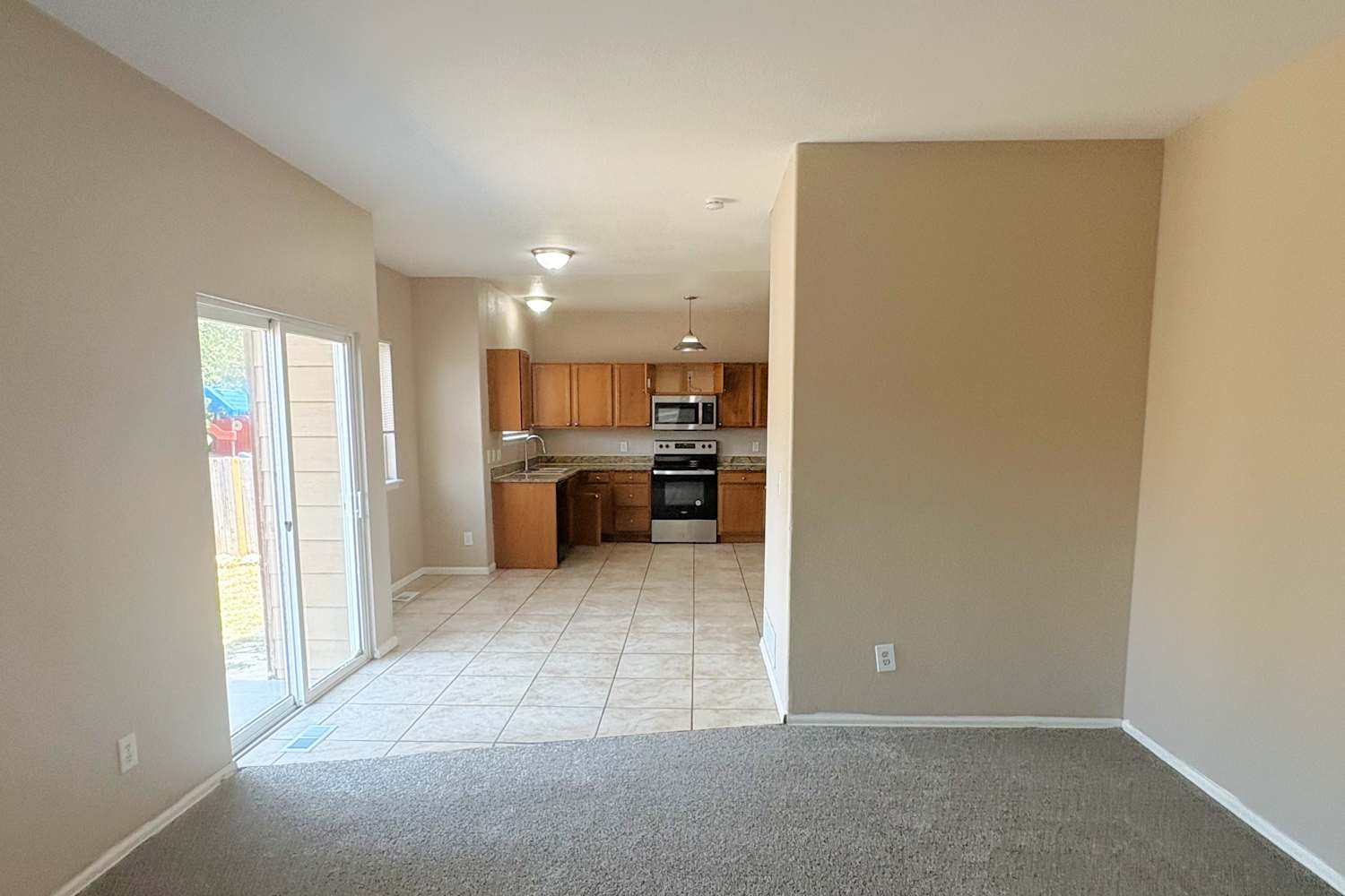 9829 Kenton Cir photo 5