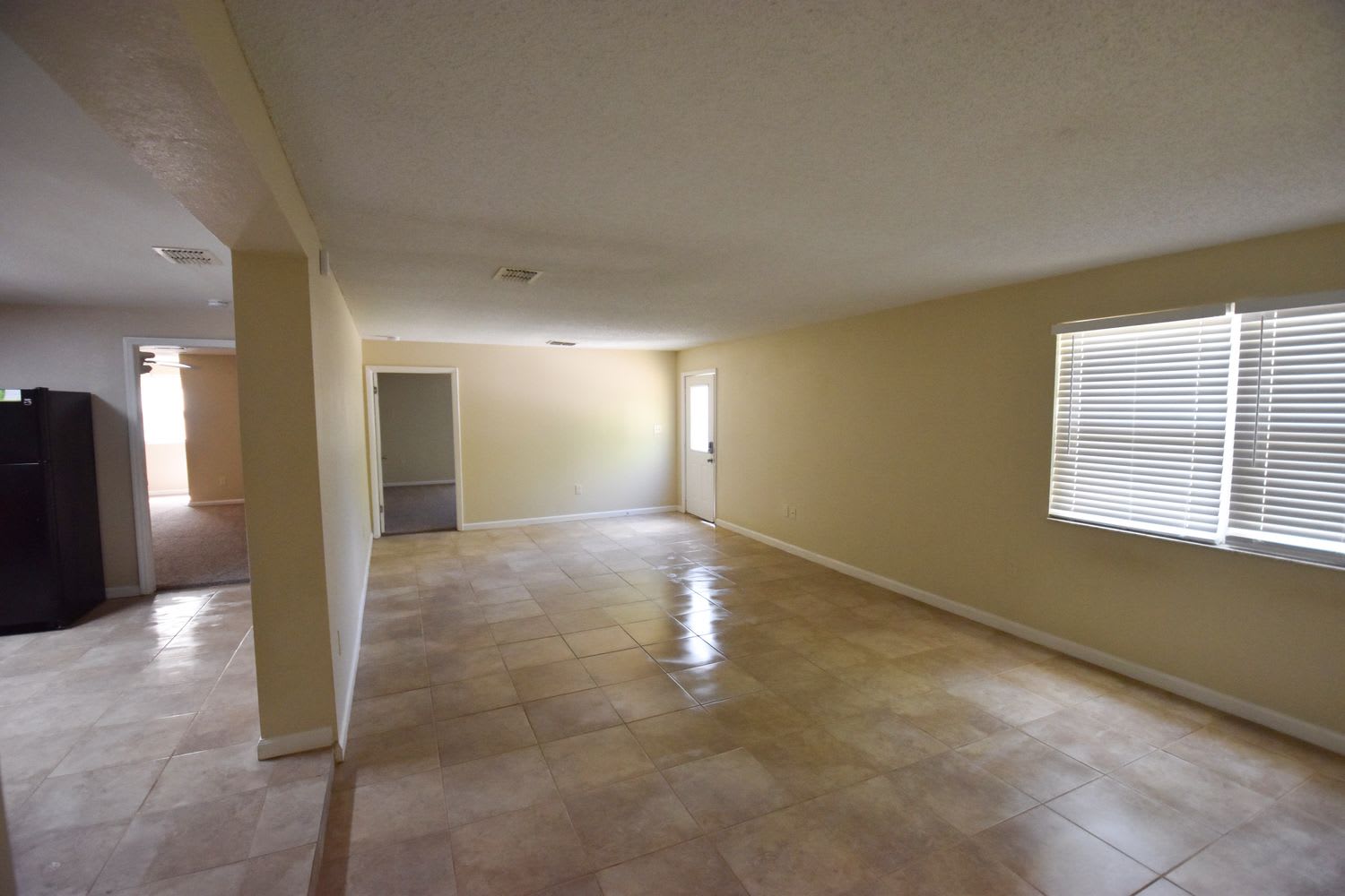 2415 4th St photo 3