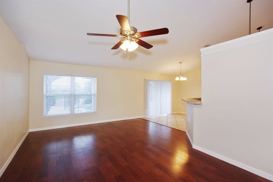 1199 Winding Meadows Rd photo 4
