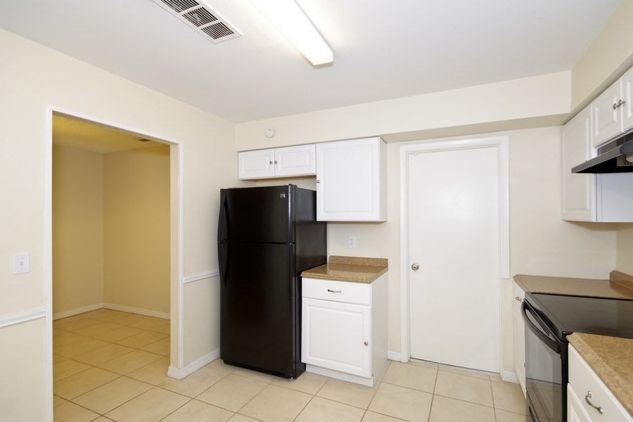 600 Sunrise Dr photo 3