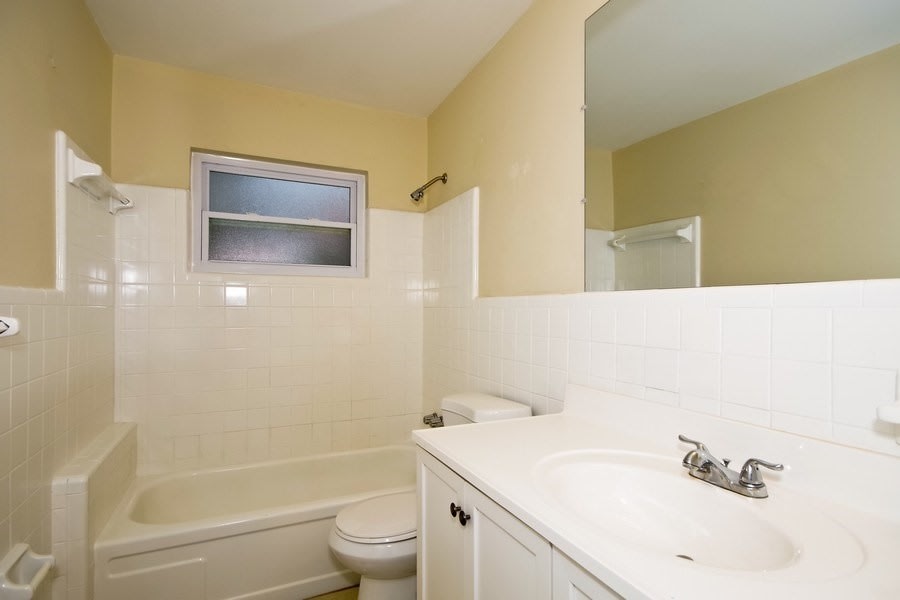 600 Sunrise Dr photo 5