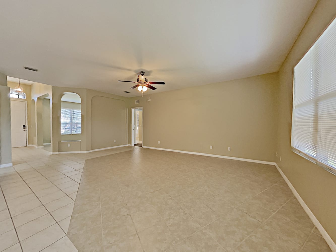 4164 Fenrose Cir photo 3