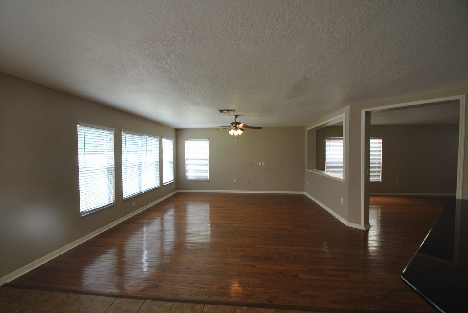 4685 Caverns Dr photo 4