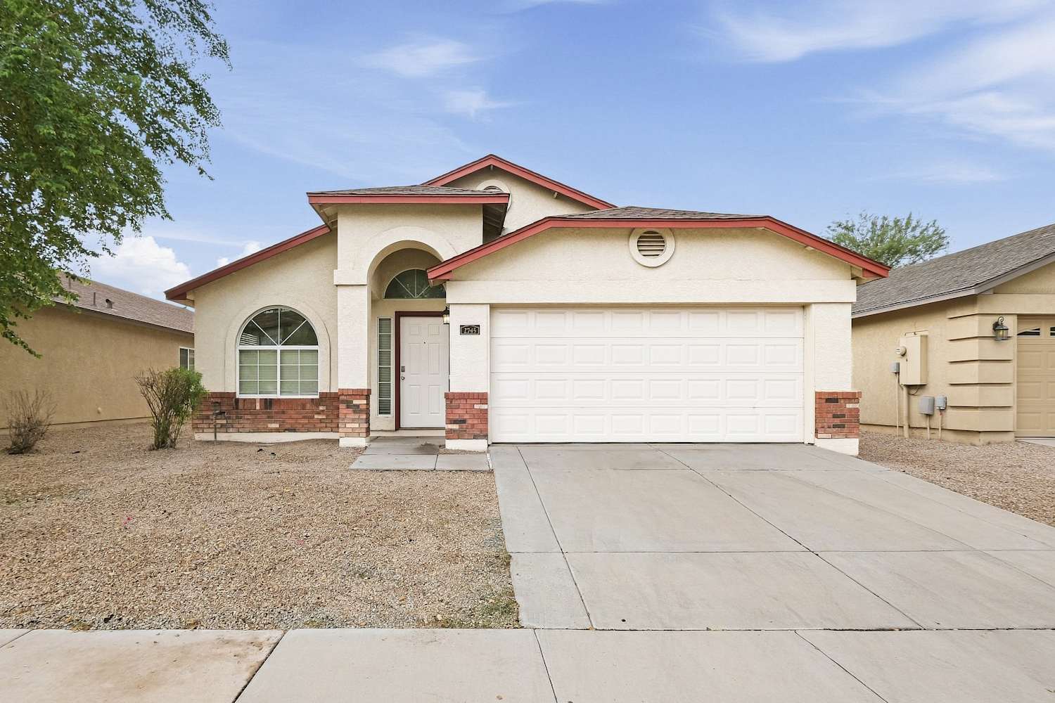 2745 W Pecan Rd photo 2
