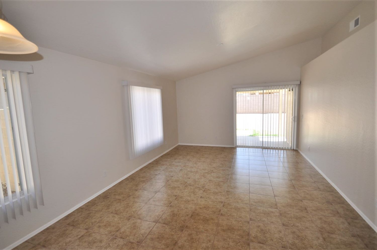 2745 W Pecan Rd photo 5
