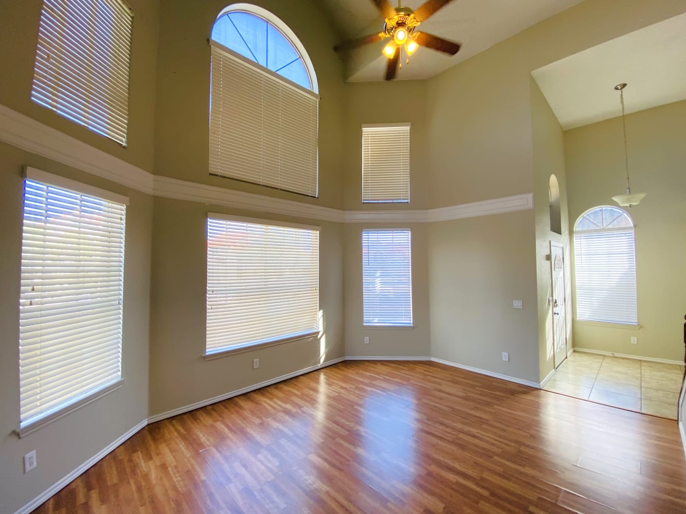 302 S Quail Ln photo 5