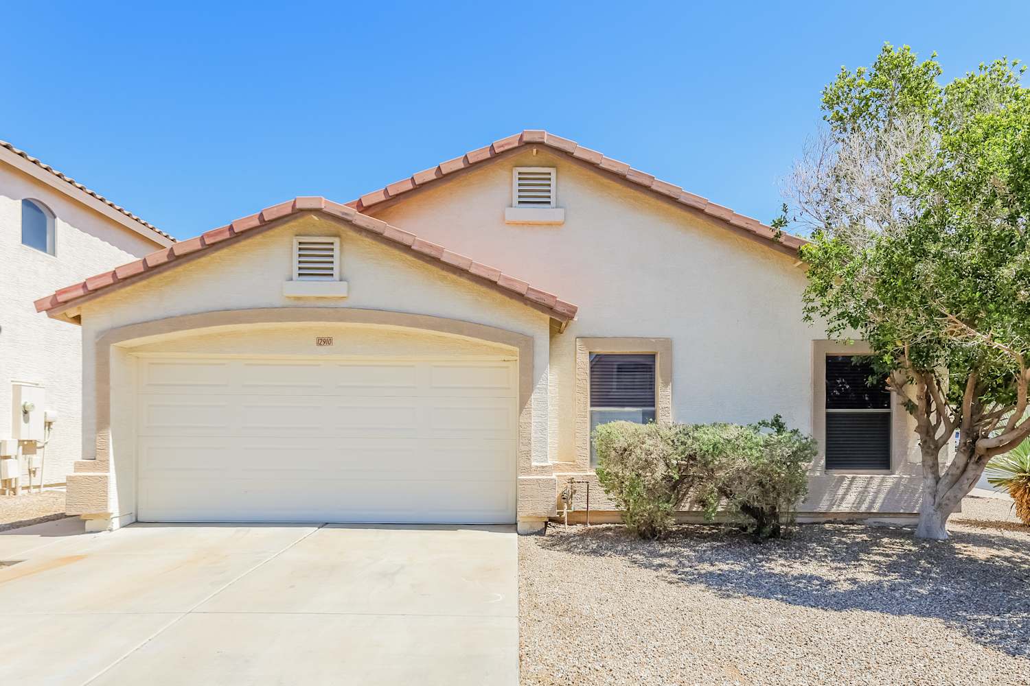 12910 W Holly St Avondale, AZ 85392 photo 3