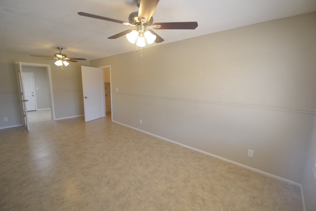 9030 W Turney Ave Phoenix, AZ 85037 photo 5