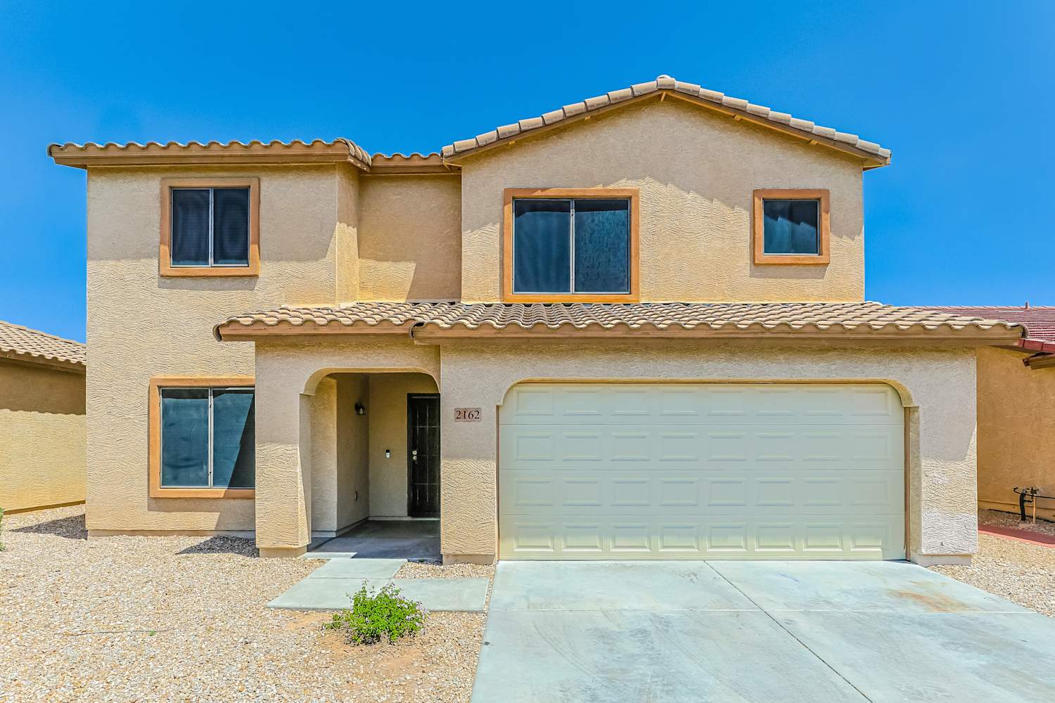 2162 E Cochise Ave Apache Junction, AZ 85119 photo 2