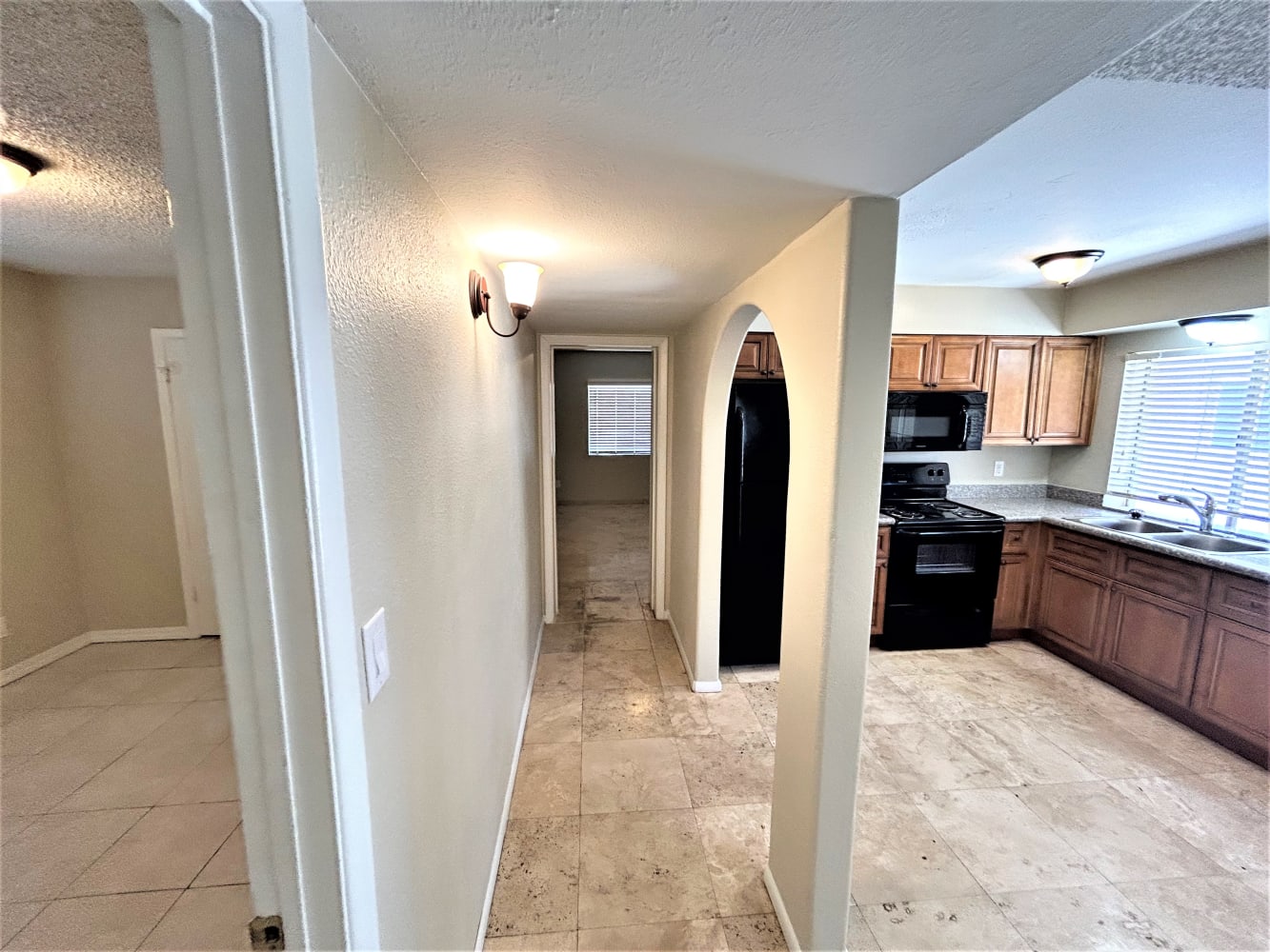 4319 N 79th Dr photo 4