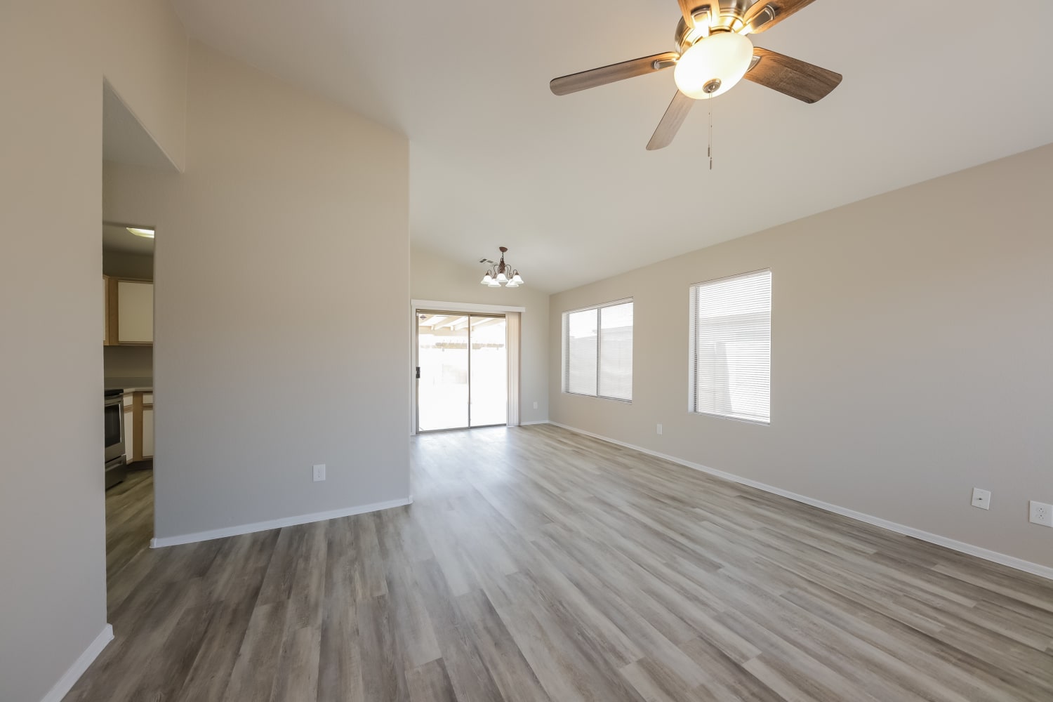 8559 W Carol Ave photo 5