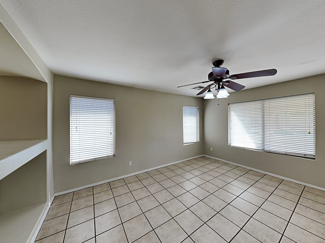 10467 W Sunflower Pl photo 3