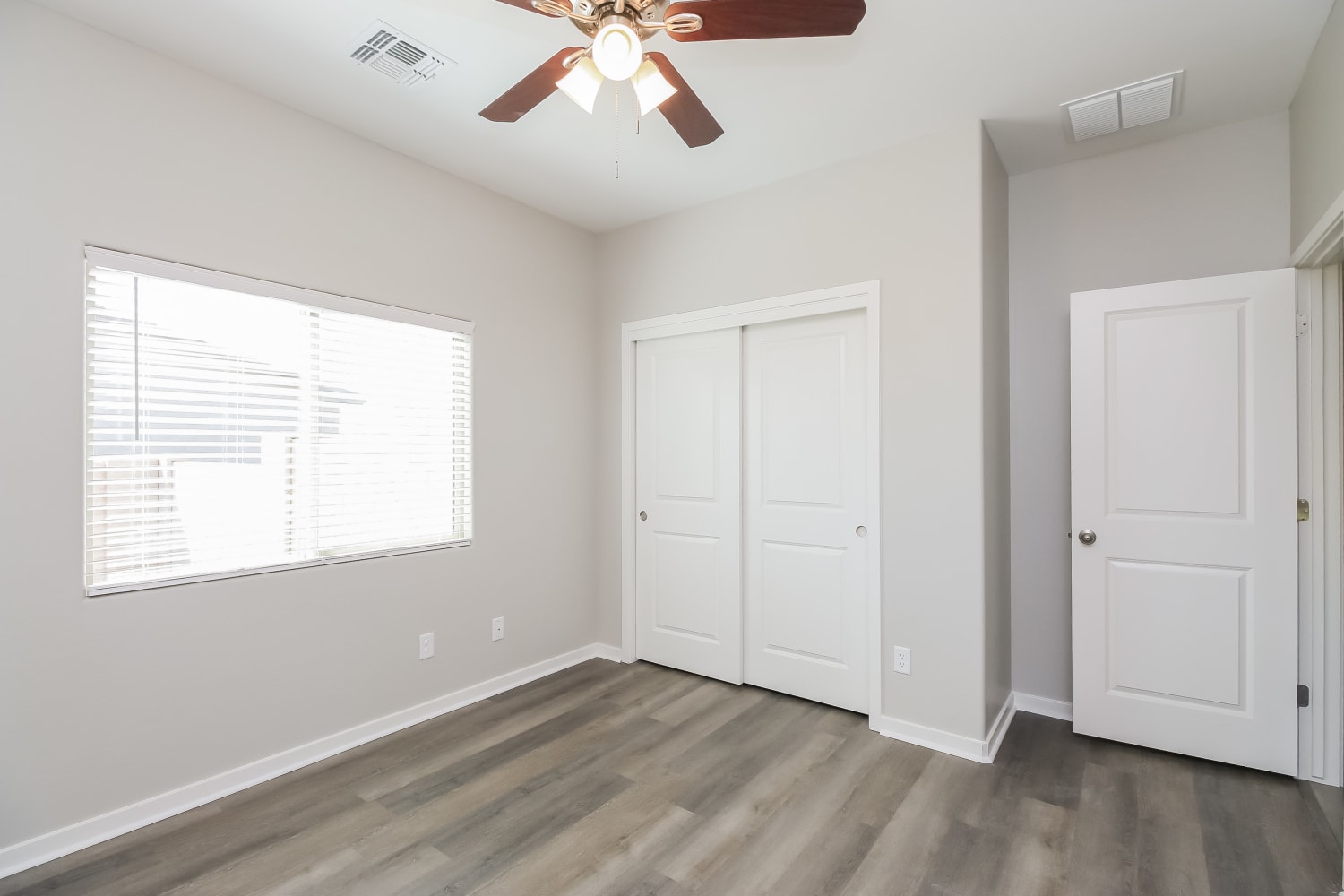 5541 E Santa Clara Dr San Tan Valley, AZ 85140 photo 5