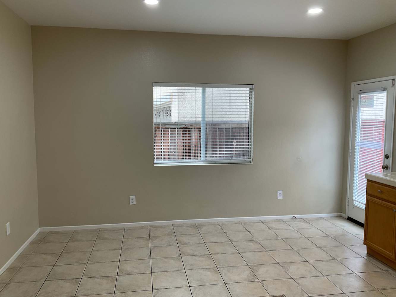 26186 Lawrence Union Dr photo 5