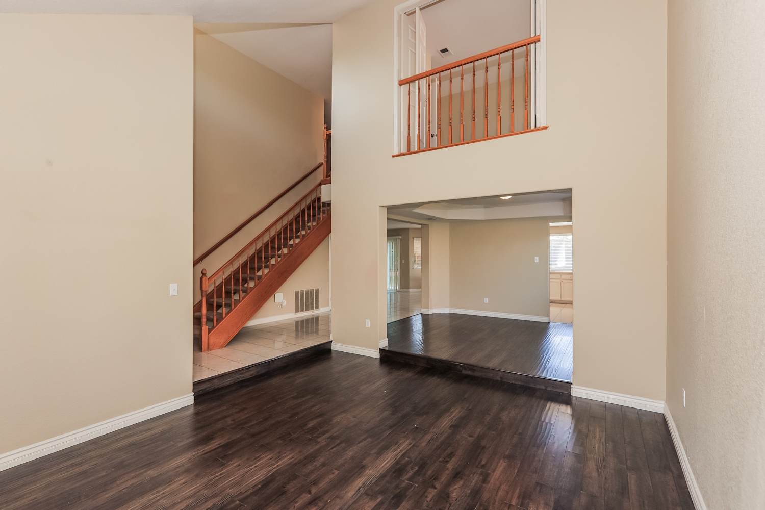 2408 Independence Cir photo 5