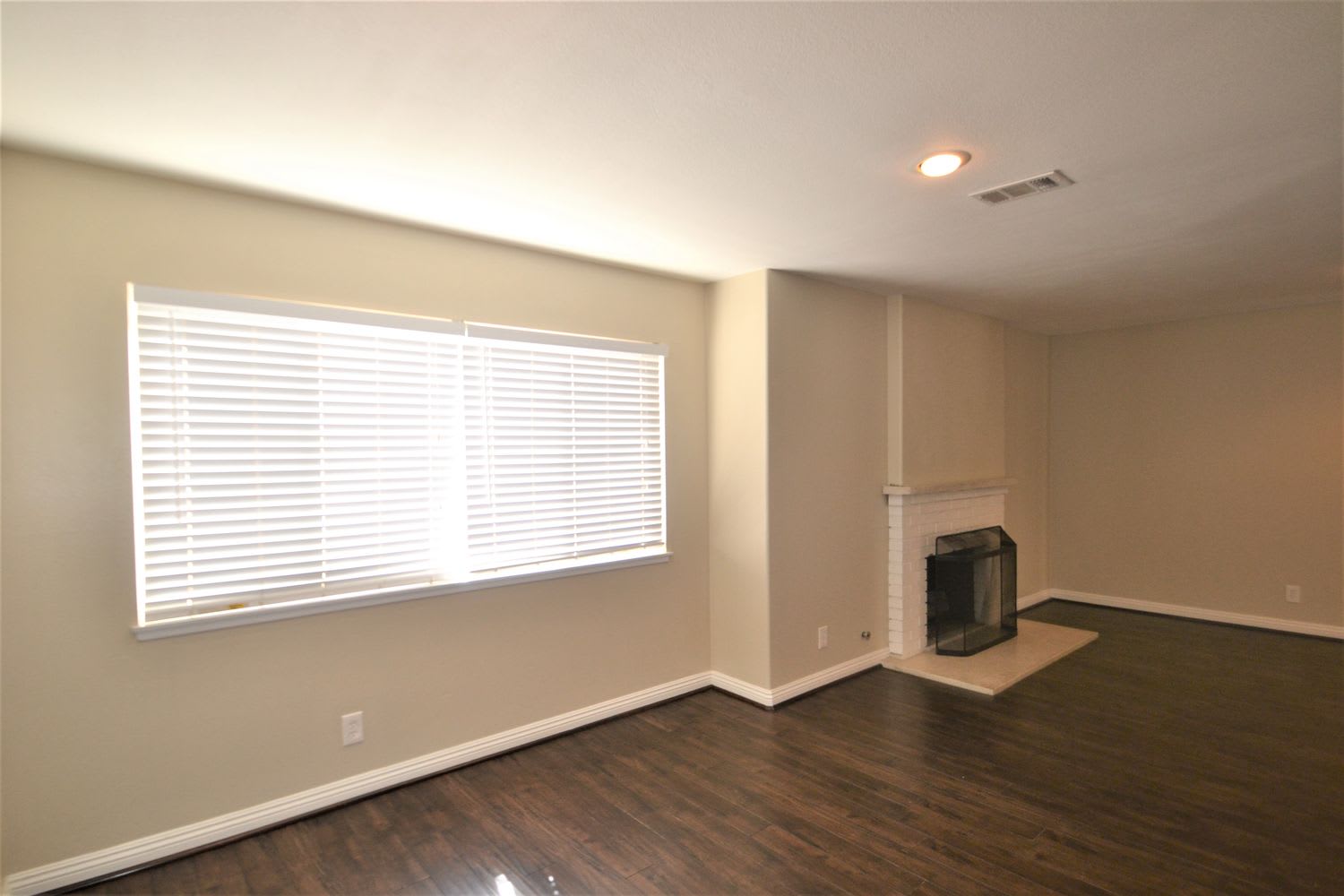 810 Trinidad Way photo 2