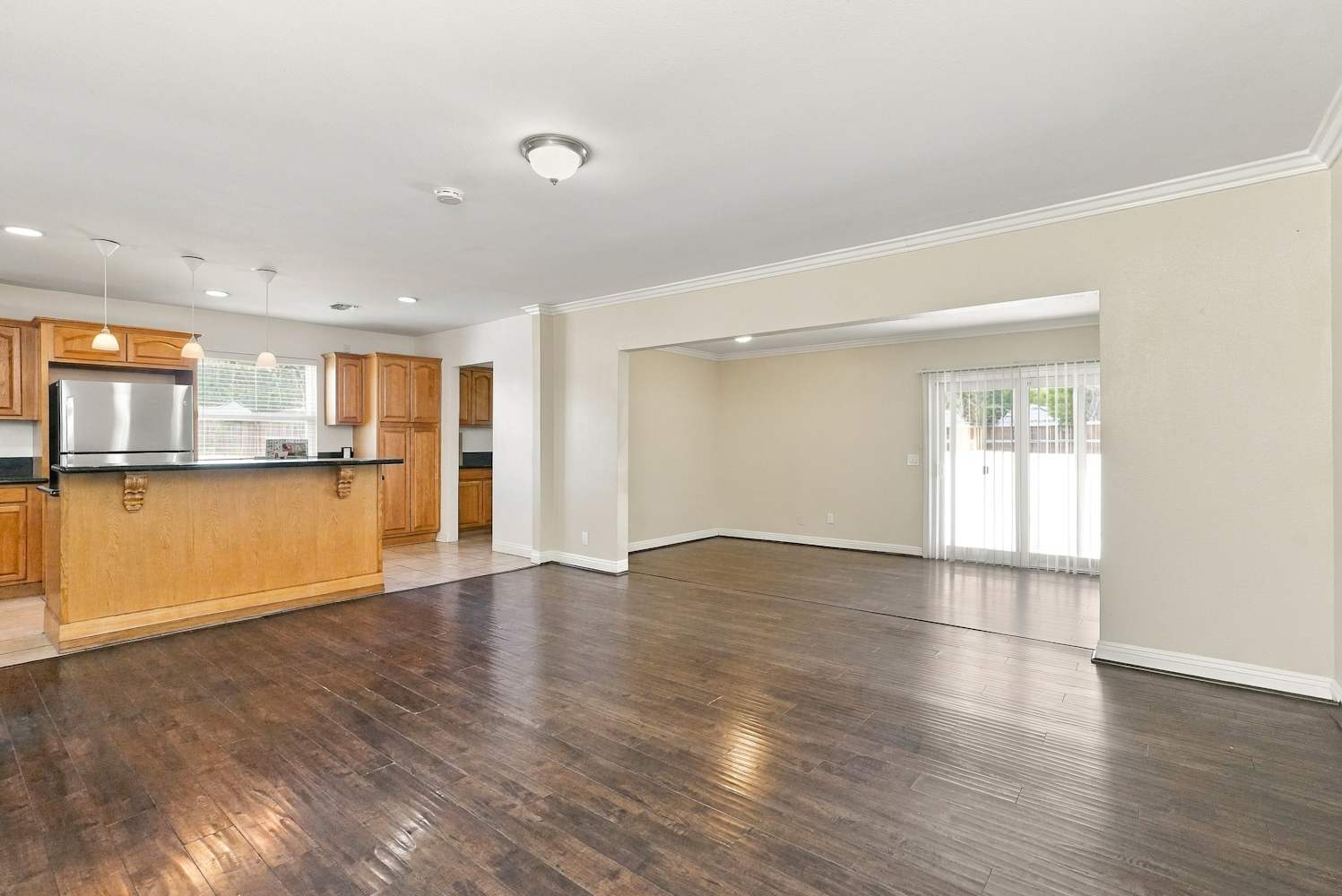 1448 Barford Ave photo 4
