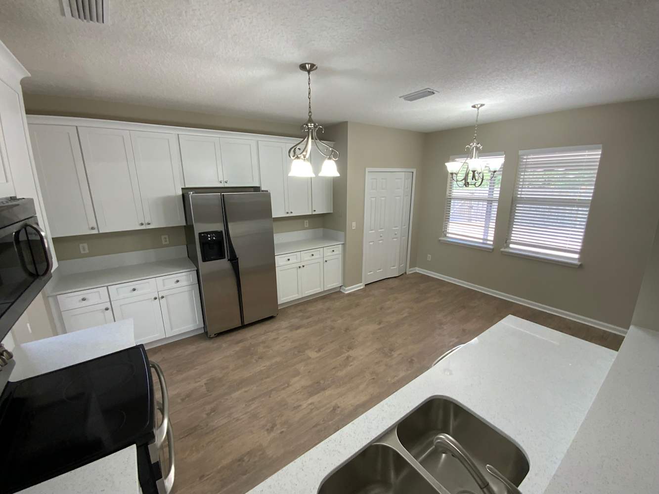 251 Prince Phillip Dr photo 4