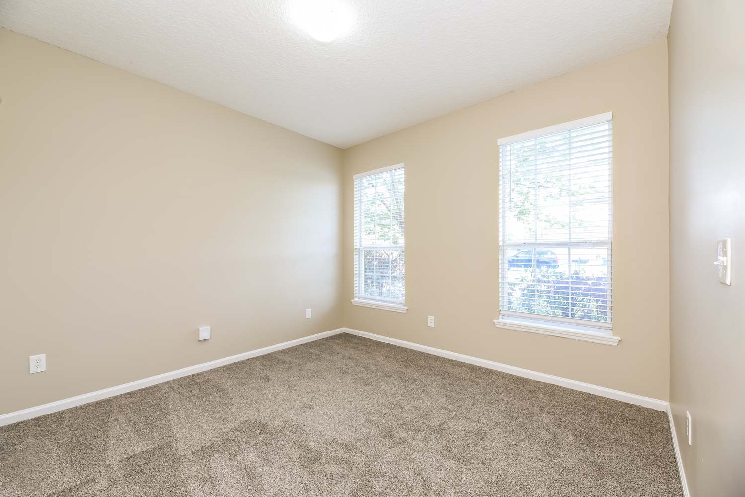 11315 Claudine Ct photo 5
