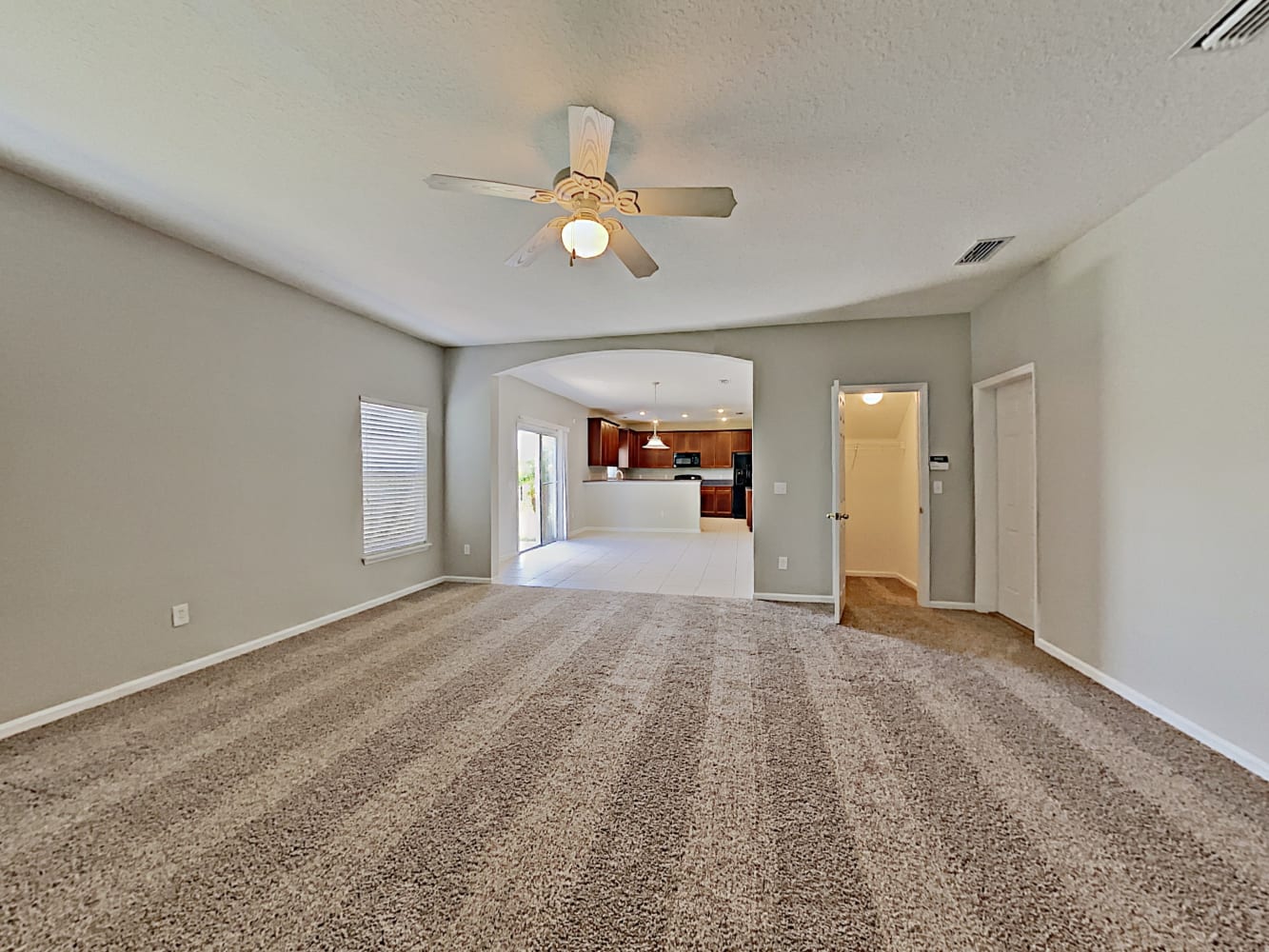 1400 Riva del Garda Way photo 4