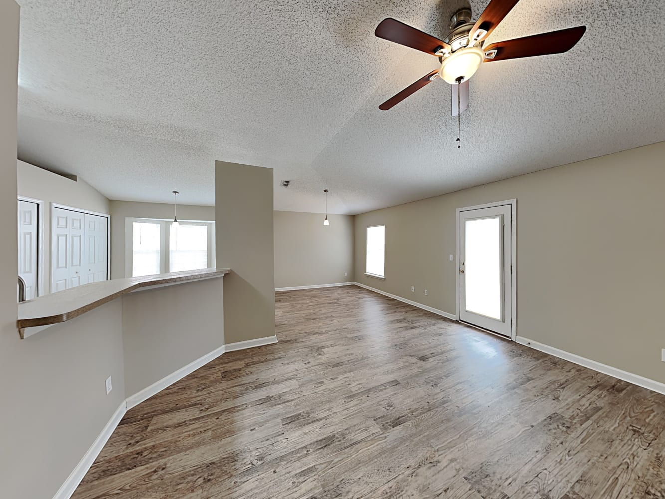 4549 Cobblefield Cir E photo 5