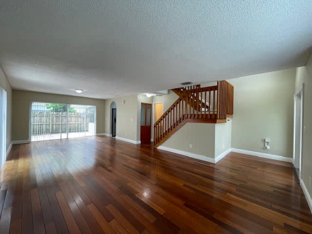 12684 SW 144th Ter photo 5