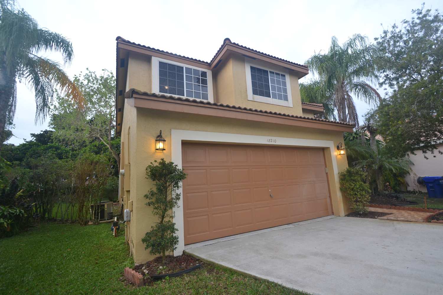 18210 NW 19th St photo 2