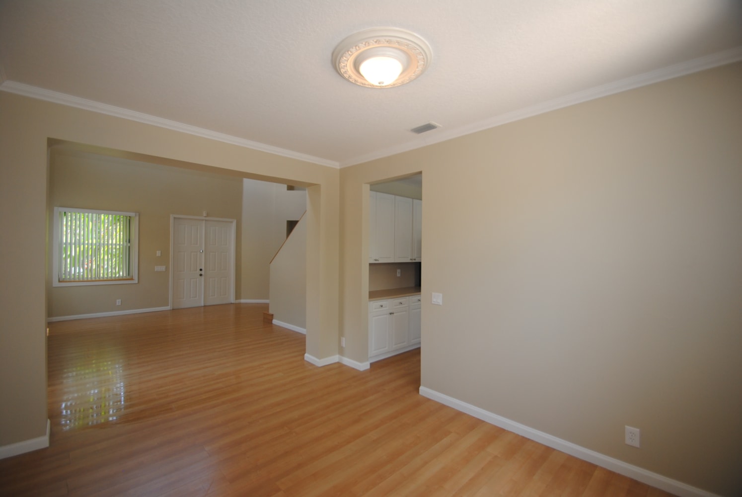 3915 Hawks Ct photo 5